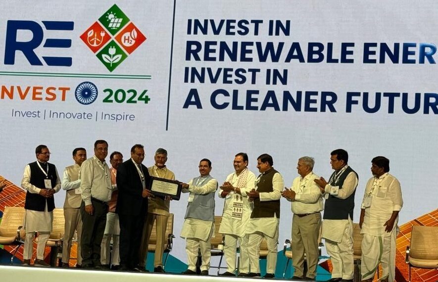 4th Global Renewable Energy Investment Meet J&K gets highest achiever award in overall Renewable Energy Capacity among UTs