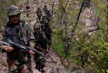 Pakistani Intruder Caught Along LoC in Poonch