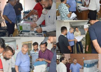 Assembly Elections-2024 DEO Bandipora oversees EVM Commissioning ahead of polls