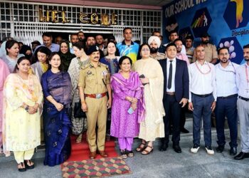 Warm farewell to  DGP J&K Police and Chairperson PWWA by J&K Police Public School, Bemina