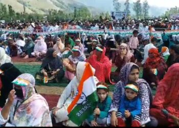 Rahul Gandhi Fails to Pull Crowd at Doru Rally