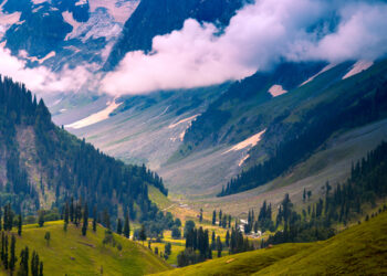 THE CALL OF THE MOUNTAINS NORTH KASHMIR’S NEW FRONTIERS FOR ADVENTURE SEEKERS
