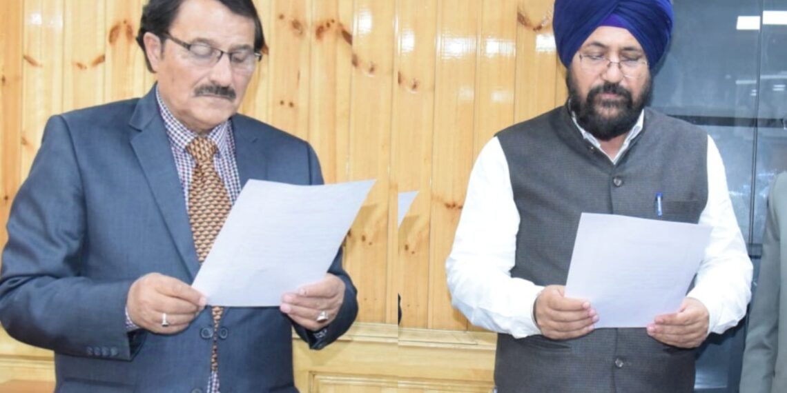 Pro-tem Speaker administers oath to MLA Dr Narinder Singh Raina