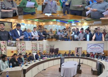 Vigilance Awareness Week begins in Kupwara, integrity pledge administered