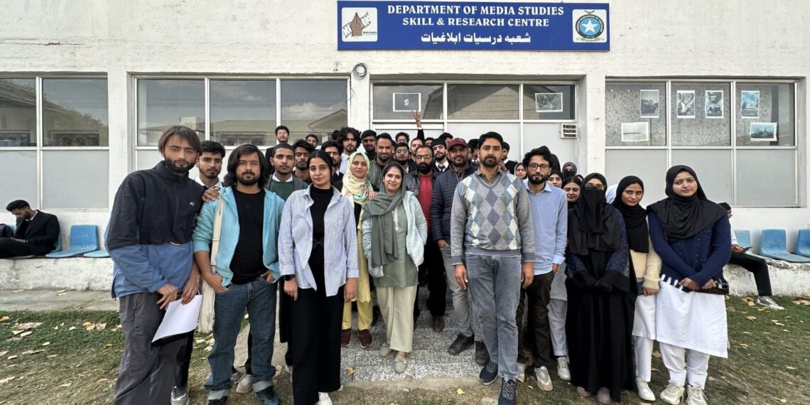 Azadi Leadership Hosts Awareness Session on Newsroom Harassment at GDC Baramulla