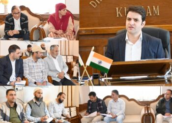 DC Kulgam reviews progress of new and ongoing health infrastructure works & irrigation projects