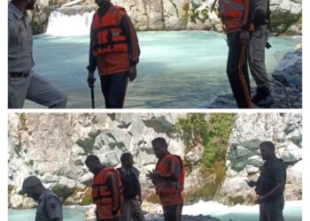 Unknown couple has  jumped into river jhelum in Kulgam