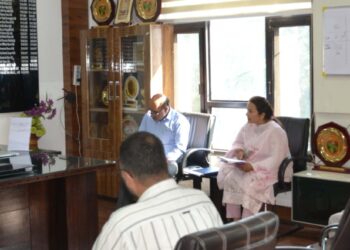 DC Poonch reviews Dengue Control measures, urges public cooperation to curb spread