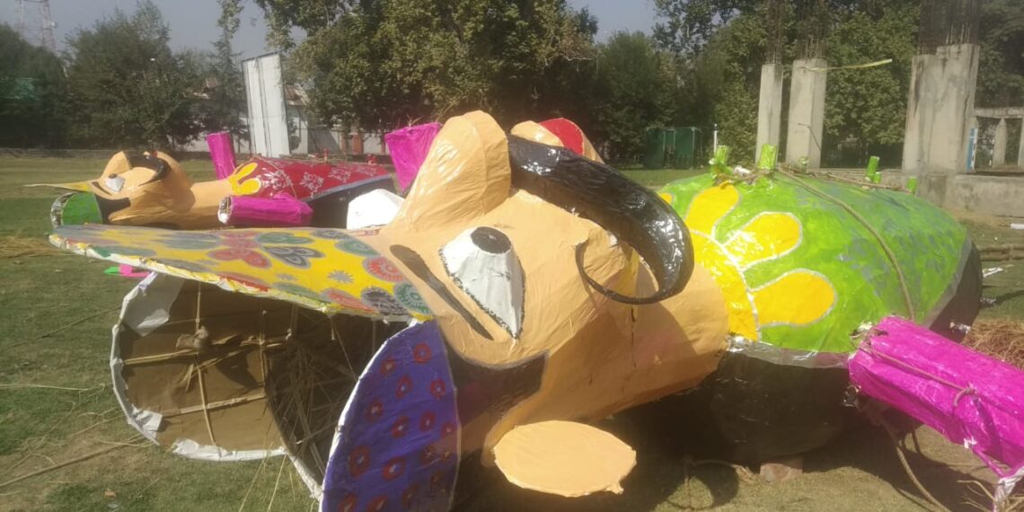 Kashmiri Pandits gear up to celebrate Dushera festival in Srinagar