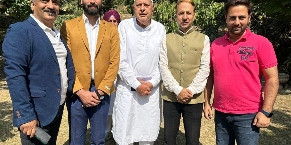 CCIK Delegation Congratulates Farooq Abdullah, Omar Abdullah Party President of National Conference, Ahead Oath-Taking Ceremony,Requests handholding of Bussiness fraternity