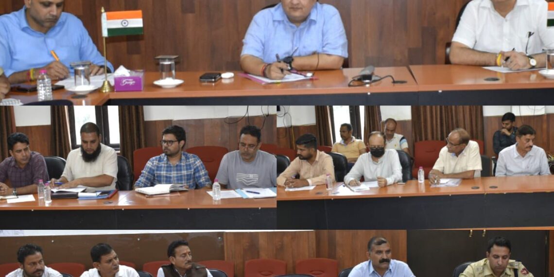 DC Reasi discusses rate revision of minor minerals with stakeholders