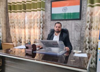 Kashmir Advocates Association Condemns Attack on Non-Local Laborers in Sonamarg