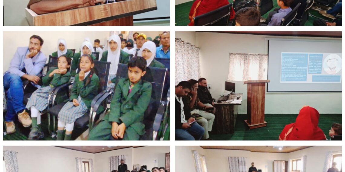 _In the loving memory of police martyrs_  Police organises exhibition program at DPL Ganderbal