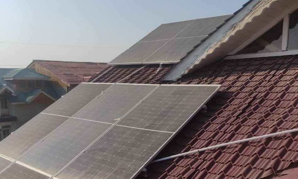 Subsidy worth Rs 49 lakh credited into account of 57 solar roof beneficiaries