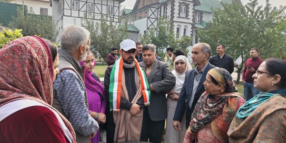 YHAI delegation calls on Sports Minister Satish Kumar, discusses host of issues