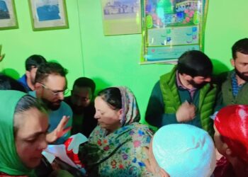 Contractual Teachers’ Delegation Meets Education Minister Dr. Sakeena Itoo, Advocates for Regularization of Services