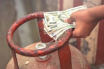 Commercial LPG cylinder prices hiked by Rs 62, domestic rates unchanged