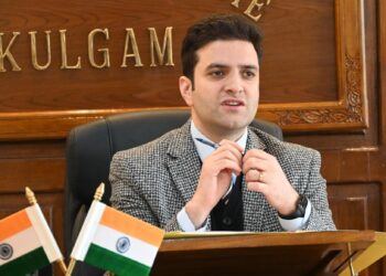 DC Kulgam reviews arrangements for Urs of Hazrat Mir Syed Ali Simnani (RA)