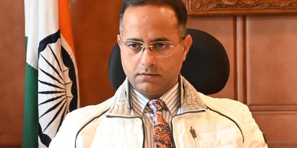 DDC Shopian acts tough against corrupt practices of RDD staff