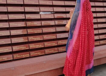 HONOURING THE UNYIELDING VALOUR: NOK PAYS TRIBUTE AT NATIONAL WAR MEMORIAL TO HER LATE HUSBAND, SEP (MT) PRABHU LAL CHAUDHARY