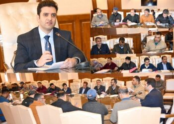 DC Kulgam reviews progress of key Government schemes & programmes