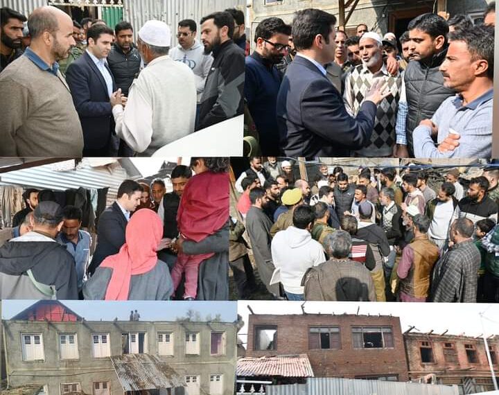 DC Kulgam visits Daderkoot, provides immediate relief to fire-affected families