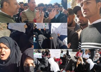 Students of Govt Degree College Tanghdar Protest Over Unaddressed Campus Issues