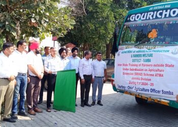 DDC Samba flags off Inter-State Farmer Tour for Agricultural Innovation