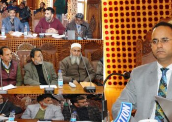 Orientation programme on NEP-2020 held for ZEOs, Principals at Shopian