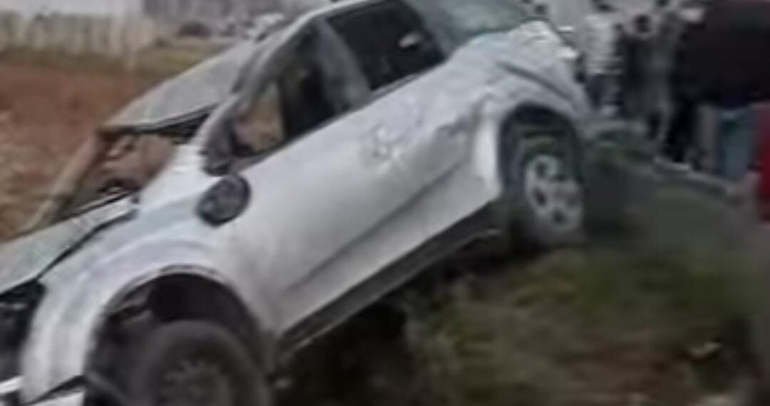 One died, three other were critically injured in lawaypora road Accident