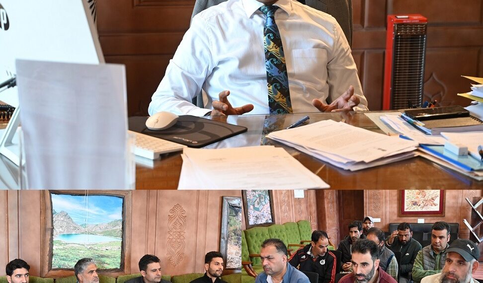 DC Shopian meets Telecom operators; discusses coverage of services in shadow areas especially Mughal Road