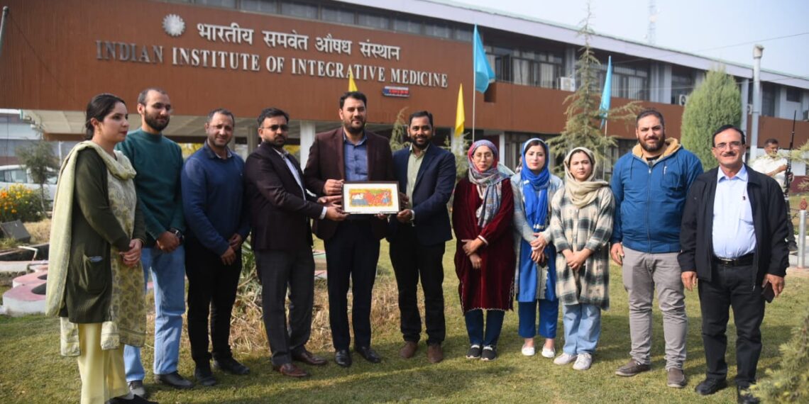 Media Delegation from Hyderabad visits Indian Institute of Integrated Medicine-CSIR