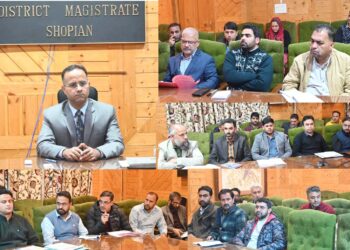 DC Shopian takes review of the progress of Self-employment schemes