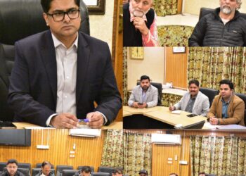 Dr Owais Ahmad reviews projects of SMC & SSCL