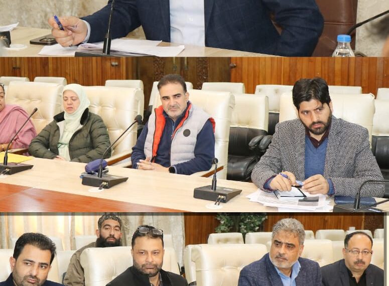 DC Srinagar reviews functioning of Health sector of the District