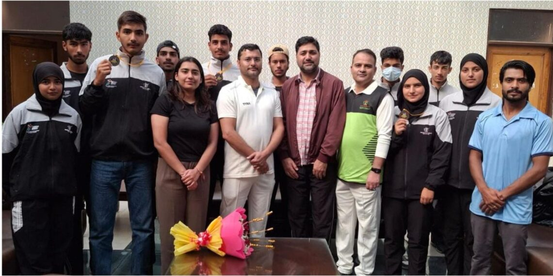 J&K Athletes Honored for Exceptional Performance at All India Inter SAI Rowing Championship