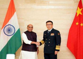 Rajnath meets Chinese Defence Minister on sidelines of ASEAN