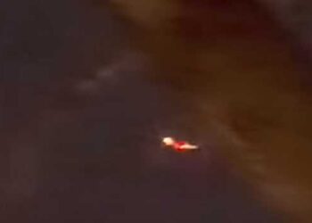 Mysterious drones in New York state paralyze airport operations – Governor