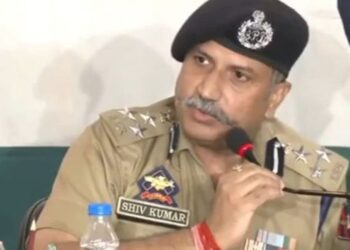Jammu DIG stresses zero tolerance against crime, gangsters; seeks tough action