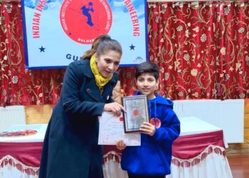 DPS Budgam’s Ayaan Shah Wins 1st Place in Intermediate Skiing at IISM Gulmarg 2025, Sets Sights on Olympic Dream
