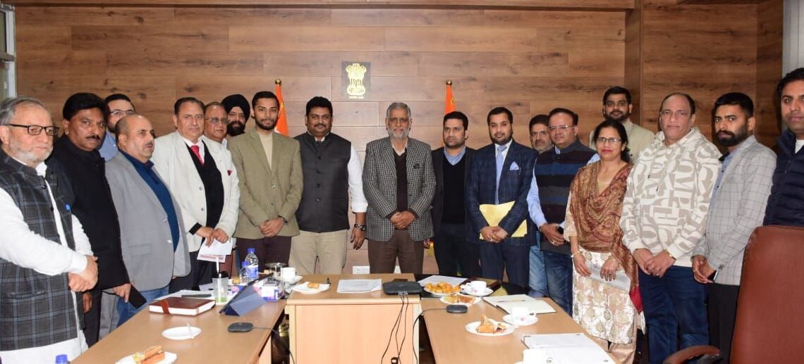 Jammu Newspaper Editors Guild Submits Memorandum to Govt