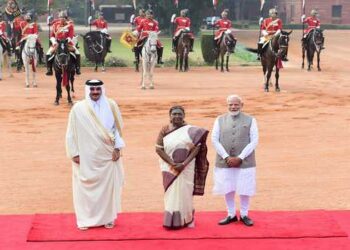 Qatar Amir accorded ceremonial welcome at Rashtrapati Bhavan ahead of talks with PM Modi
