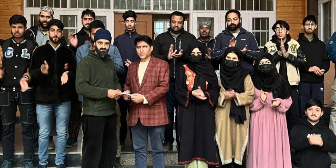 VSB International & Krishna Traders Extend Generous Support to Education in Karnah