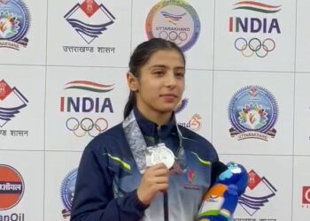 Wushu Star Ayeera Chishti Shines Again, Wins Silver at 38th National Game