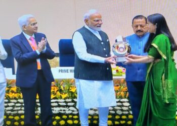 DC Kupwara, Ayushi Sudan Conferred Prime Minister’s Award for Excellence in Public Administration