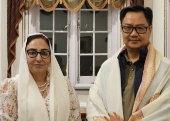 Dr Darakhshan Meets Kiren Rijiju in Srinagar, Discusses Waqf Reforms and Development Plans