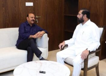 Dy CM hails safety measures for J&K residents in meeting with Eknath Shinde