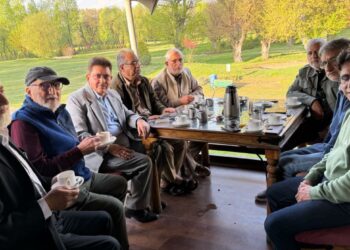 Meeting of IIPA J&K Regional Branch Members Held in Srinagar