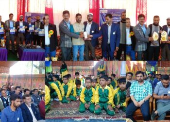 PM Shri Middle School Gulshanabad Unveils Annual Newsletter “Akse-e-Gulshan”