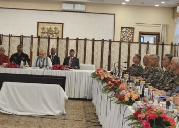 Intensify operations to uproot terror: Shah tells security agencies in Kashmir